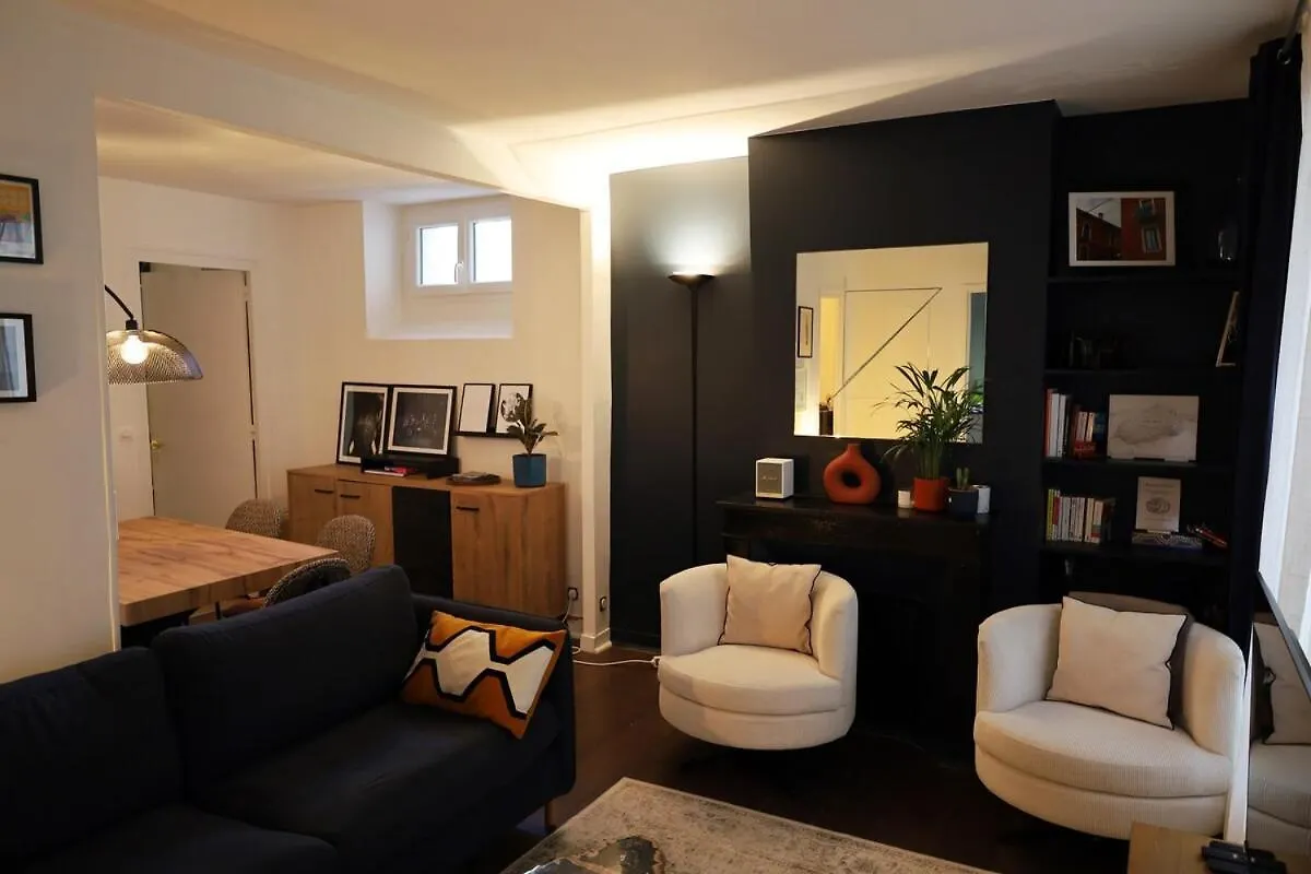 Beau Et A Bastille Apartment Paris